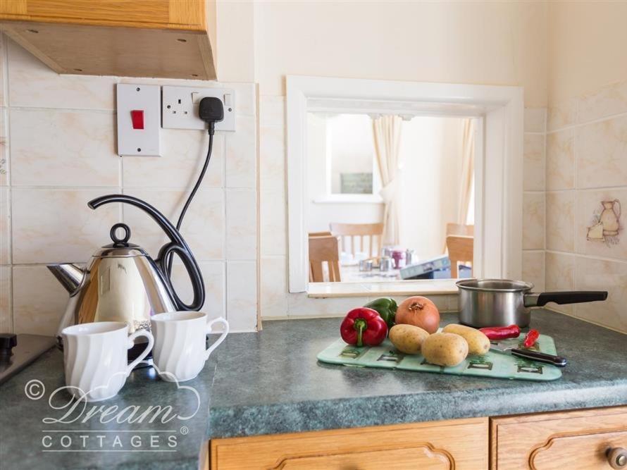 Hillview Bungalow Burton Bradstock Zewnętrze zdjęcie